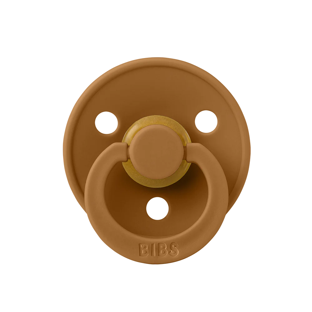 200289_5713795223862_BIBS_COLOUR_Caramel_2_1000x1000_c3669442-03bf-4822-9eb3-4321bd0b03c0_1080x Пустышка латексная BIBS Colour Caramel 6+ мес. 1