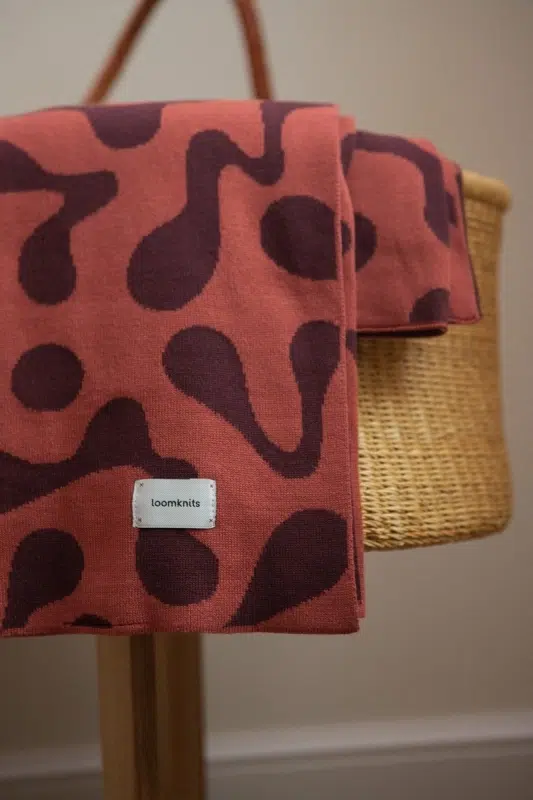 Плед детский Loomknits Корица-бордо (100х100 см) 3