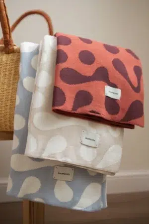 Плед детский Loomknits Корица-бордо (100х100 см) 5