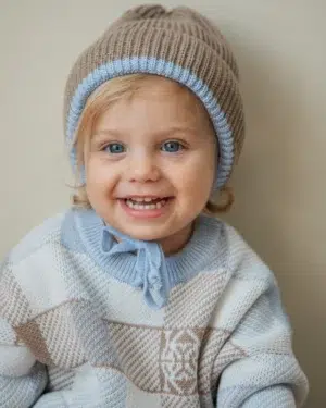 2 (15) Шапка детская Loomknits на завязках (Кофейный) 4