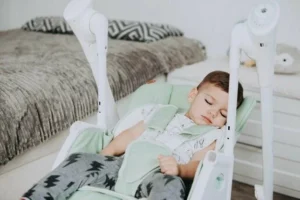 Стульчик для кормления Carrello Triumph 23