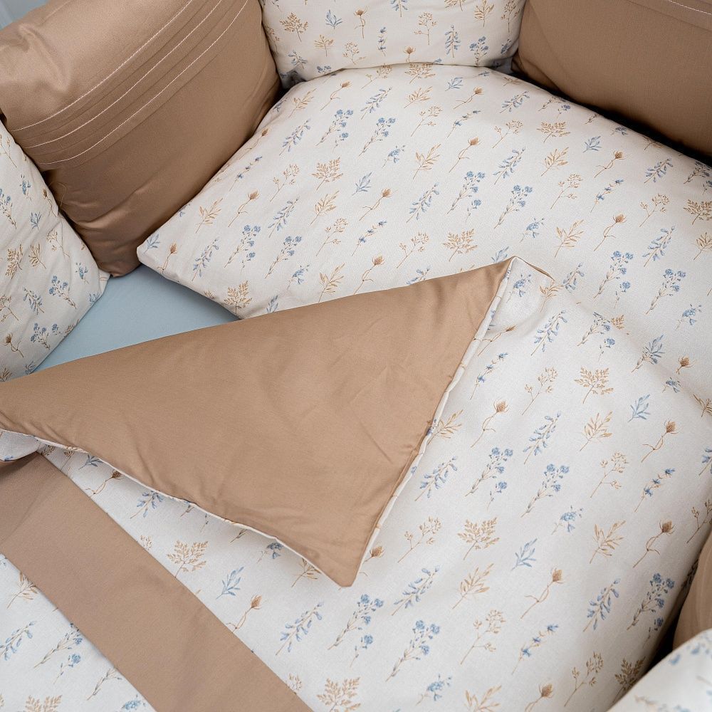 Комплект из 6 предметов Lappetti "Летняя история" для овал.кровати 4