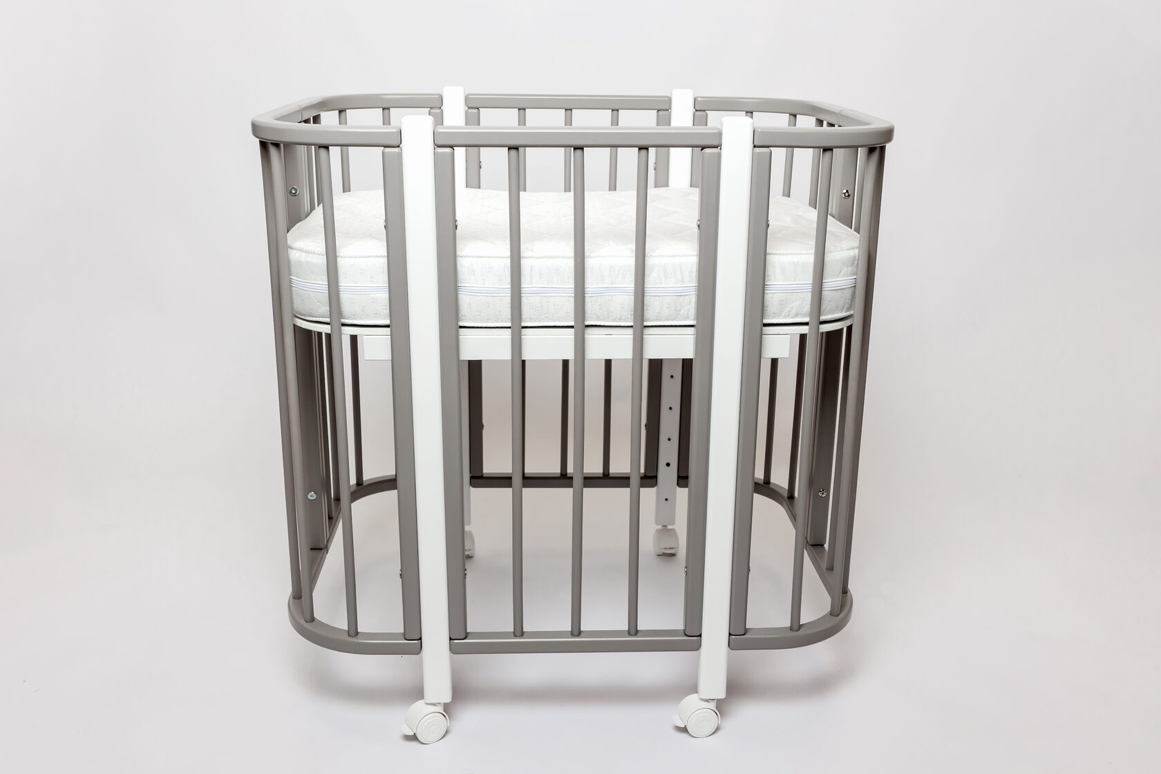 11199059 Кроватка КАРАМЕЛЬ с комплектом матрасов и маятником 5