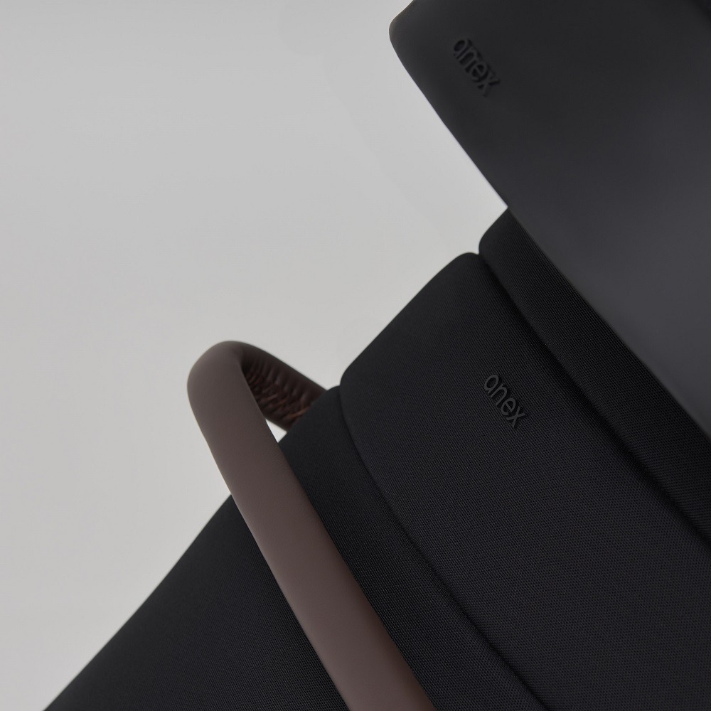 Накидка на ножки в сидение ANEX IQ black 4