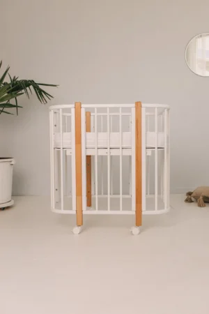 49799383 Кроватка КАРАМЕЛЬ с комплектом матрасов и маятником 20