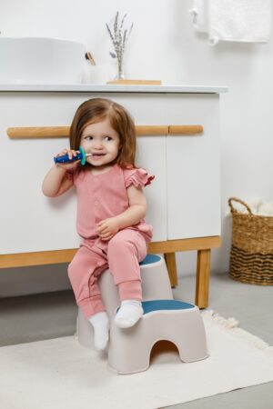 Зубная щетка для детей Roxy Kids Пингвин ультрамягкая 10000 щетинок, 2шт. 13