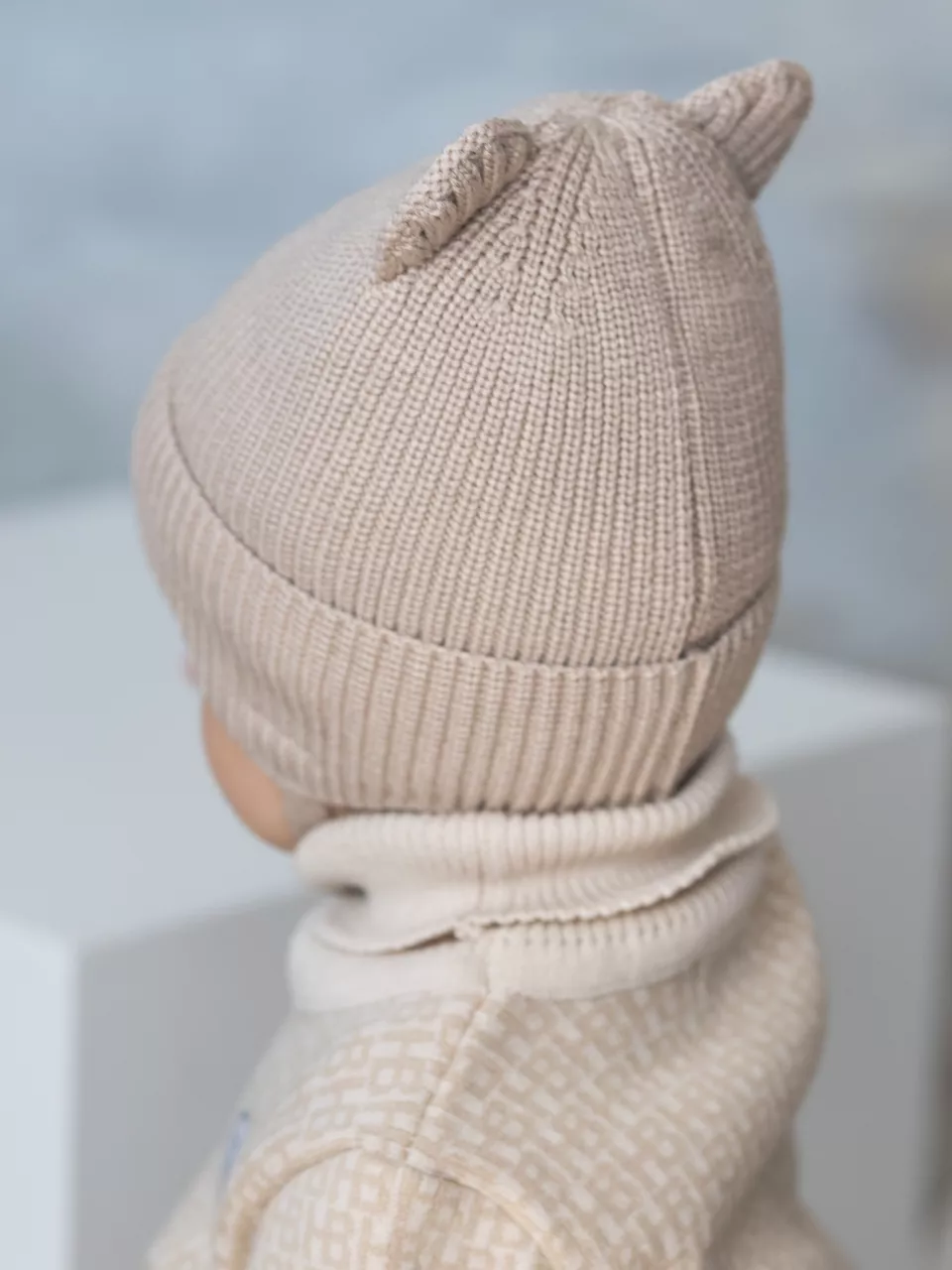 3d67c71e-7021-11ef-abbd-d45d6440942f_d35e0f45-71c7-11ef-abbd-d45d6440942f Шапка зимняя Наследник Выжанова бежевый с ушками 3