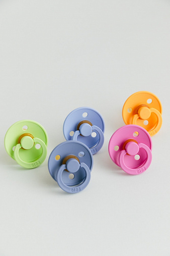 Пустышка латексная BIBS Colour Peri, 6+ мес 4