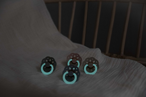 Пустышка латексная ночная BIBS Boheme Glow - Cloud, 6+ мес. 5