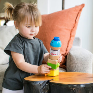 Игрушка Hape развивающая для новорожденных "4 навыка" 17