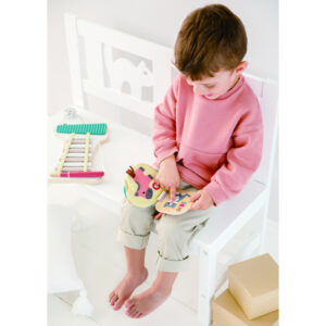 Книжка-подвеска Hape "Домашние животные" 9