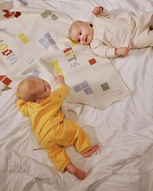 2 (38) Плед детский Loomknits 80х120 Мультиколор кубики LW24 2