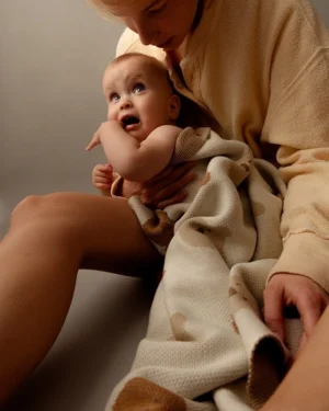 Плед детский Loomknits Экрю с медведем LW5260 7