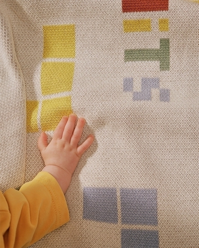 3 (27) Плед детский Loomknits 80х120 Мультиколор кубики LW24 3