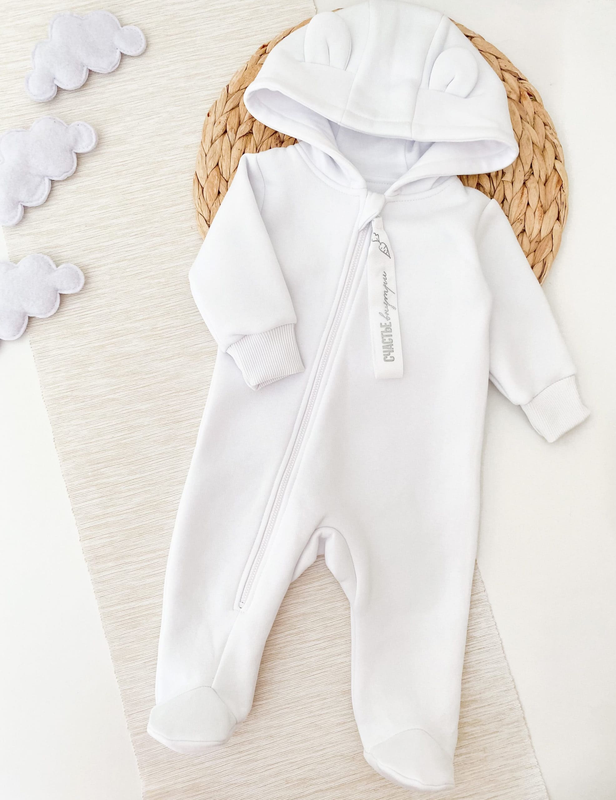 Комбинезон белый