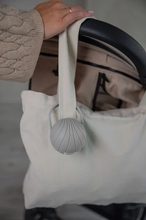 52591047 Контейнер для пустышки Paomma 2