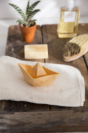 Прорезыватель для зубов Oli&Carol ORIGAMI BOAT NUDE 6