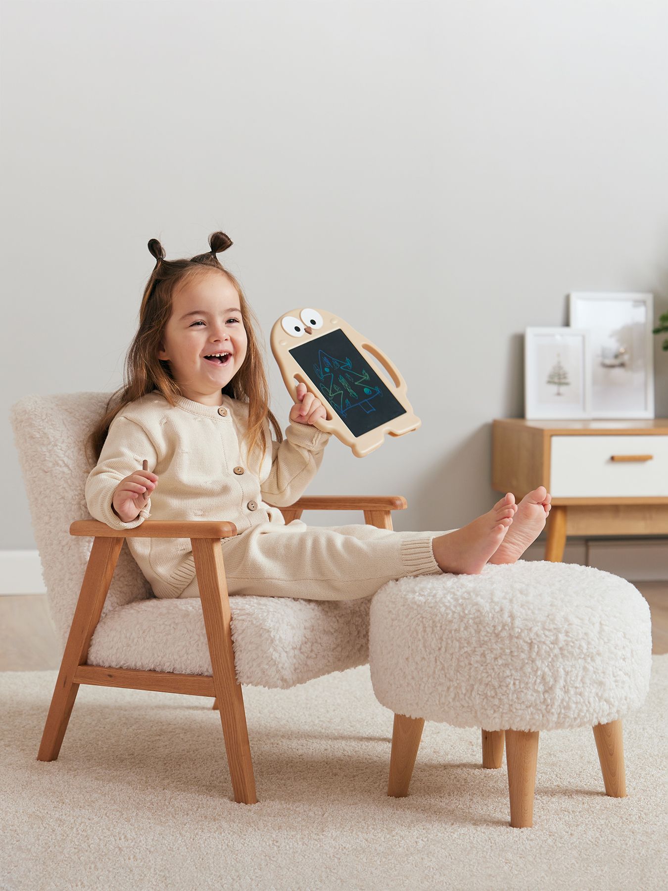 igrushki-imidzh-22-03209 Игрушка-планшет HappyBaby для рисования BIRDPAD (БЁРДПАД) 2