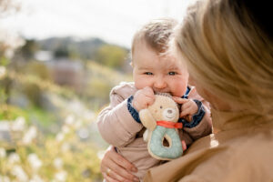 image_060164_ring_greifling_bear_08_kl_insta_min Мягкая погремушка-кольцо FEHN Мишка Бруно 5