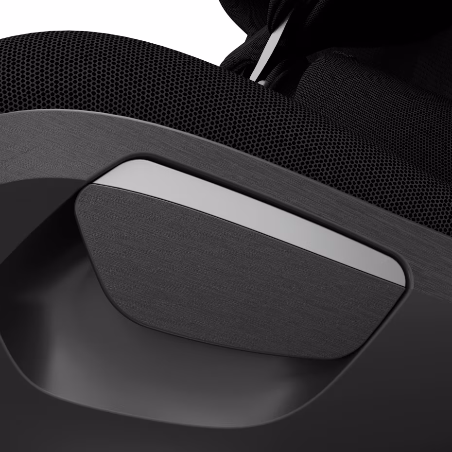 8621671110_2024_maxicosi_carseat_babytoddlerchildcarseat_emerald360pro_black_authenticblack_rotationhandle_side Автокресло группы 0/1/2/3 Maxi-Cosi Emerald 360 Pro Authentic 16