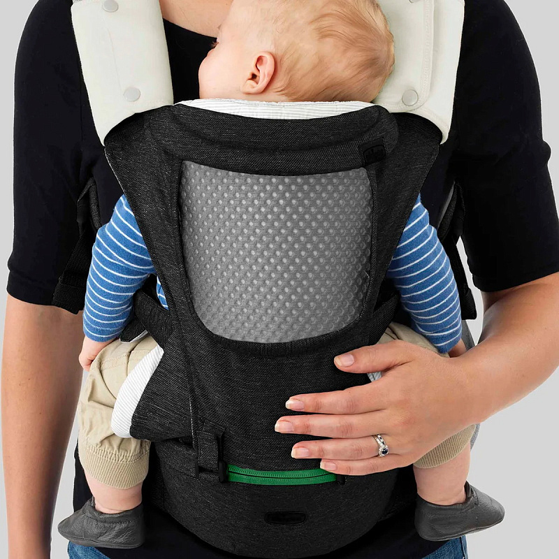 Переноска-трансформер Chicco HIP SEAT CARRIER PIRATE BLACK 6