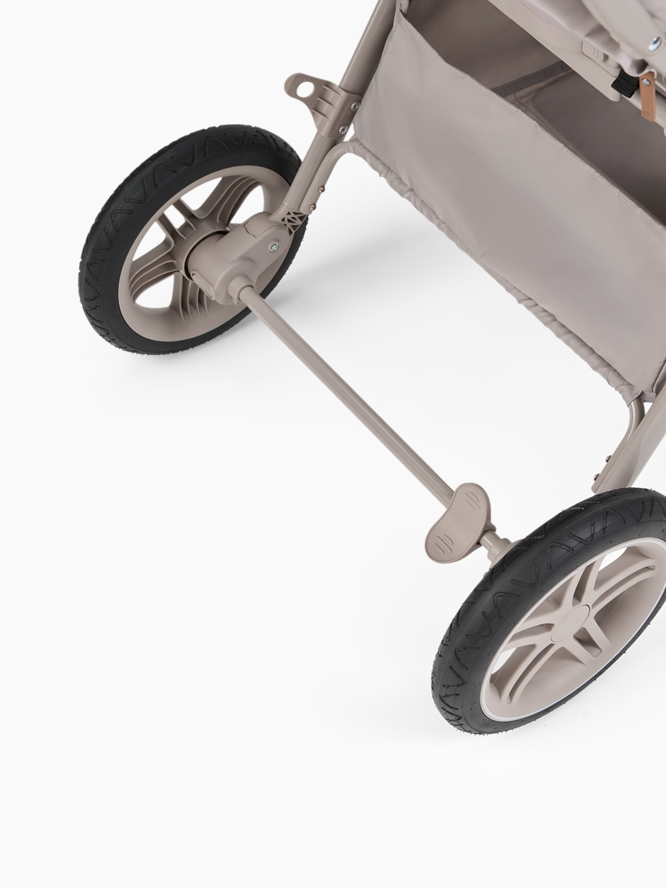 rbkmw7avby03bfp5398a2piayzcpg1r5 Коляска прогулочная Happy Baby LUNA 360 7