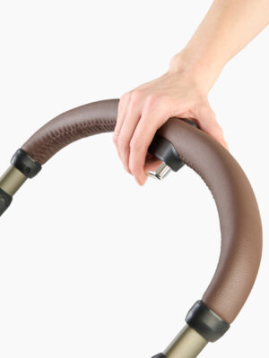 9hxl98et3holh1zvx0frtop00y61cval Коляска прогулочная Happy Baby Magna 61