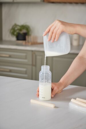 2025_04_2511464 Набор силиконовых пакетов Edda для грудного молока, 4 шт, 240 мл 14