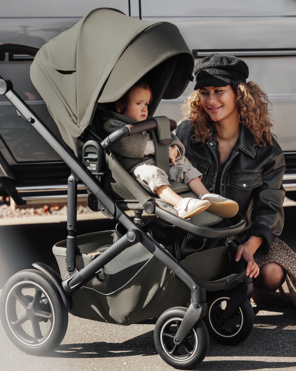 Комплект 3в1 Britax Roemer коляска SMILE 5Z, Urban Olive +автокресло BABY-SAFE PRO Urban Olive 7