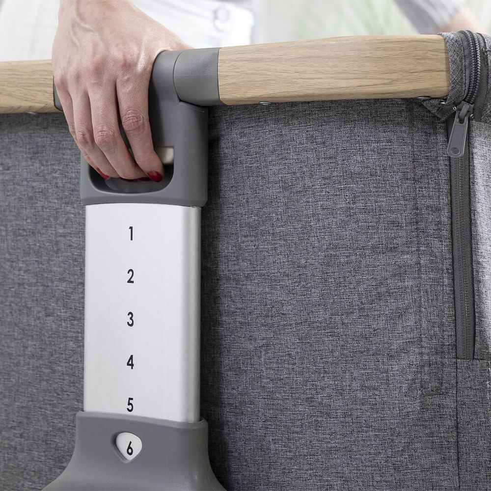 Колыбель Tutti Bambini CoZee с колесами 9