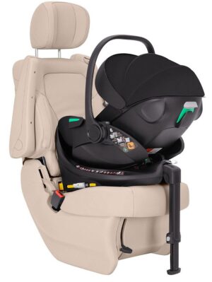 Автокресло группы 0+ Carrello Vega lite + база